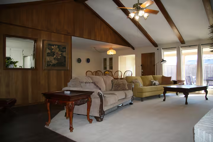Spacious Family Retreat Near Texas Tech, Medical District & South Plains Mall - Photo 6