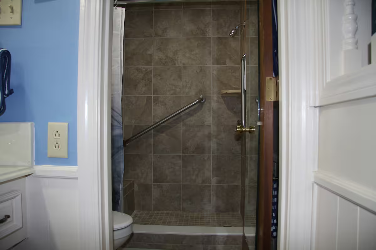 Spacious Family Retreat Near Texas Tech, Medical District & South Plains Mall - Photo 12