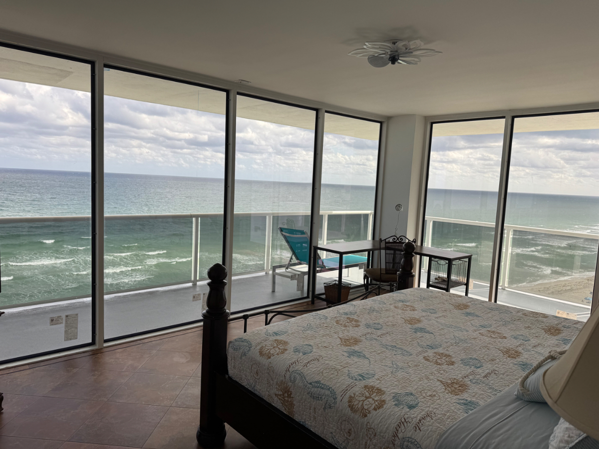 Magnificent large oceanfront corner 2/2 unit with direct ocean view - Photo 12