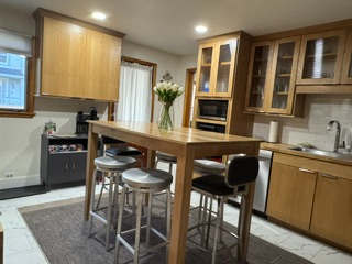 Walnut Inn, Village of East Aurora. - Photo 9