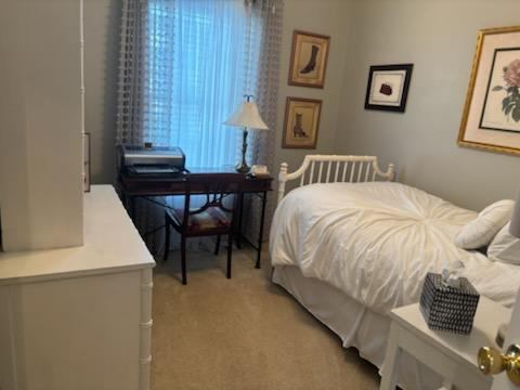 Comfortable Furnished Room with Full Home Access in a Quiet Martinsburg Neighborhood - Photo 8