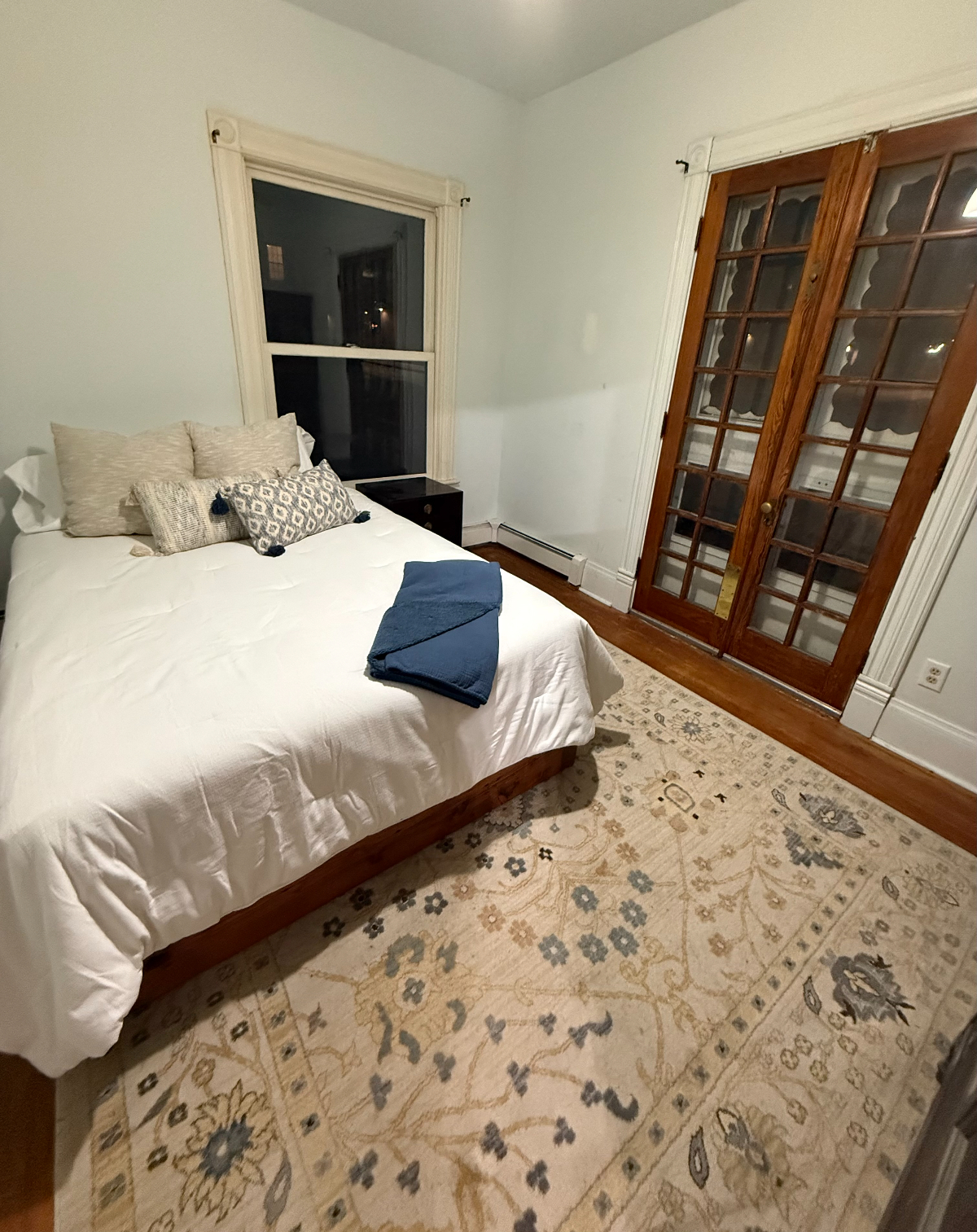 3 bedroom apartment in historic home Hill Section - Photo 5