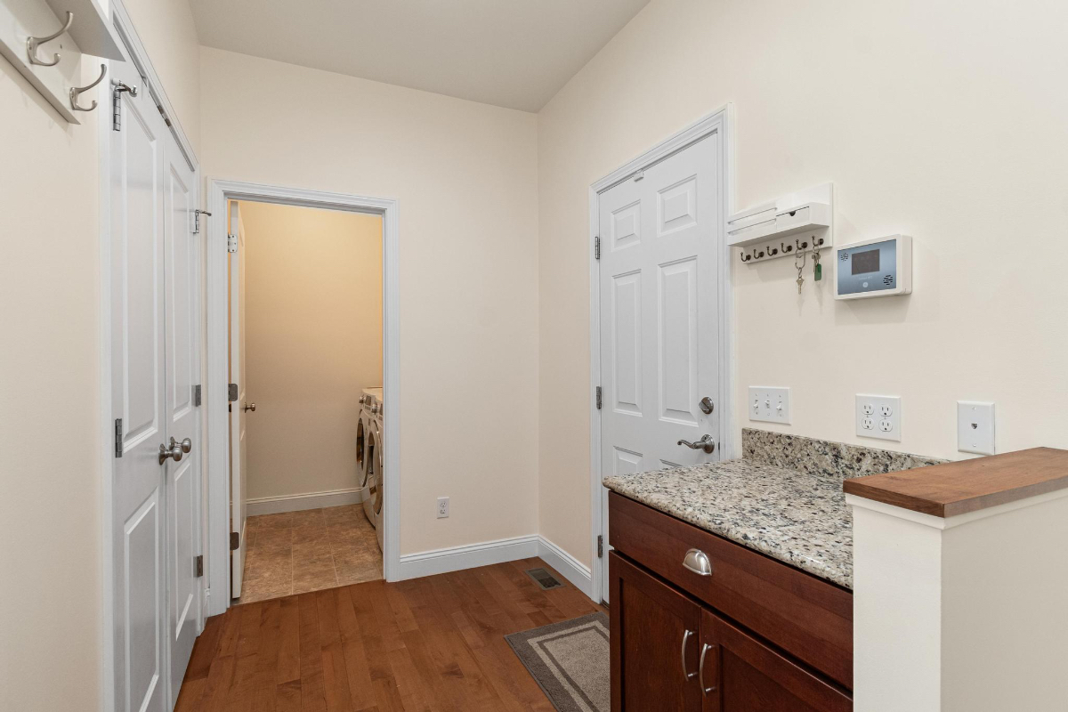 GORGEOUS Spacious 4BR Home with Fireplace, Deck & Community Amenities - Photo 11