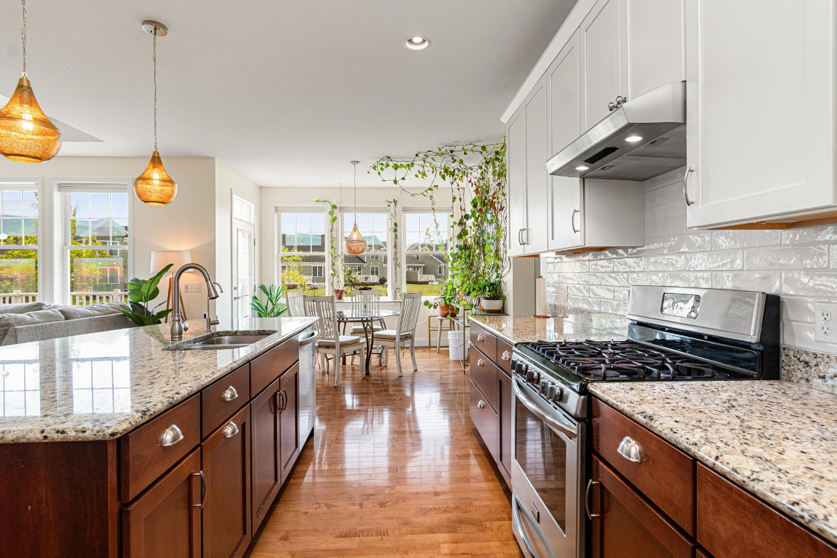 GORGEOUS Spacious 4BR Home with Fireplace, Deck & Community Amenities - Photo 7