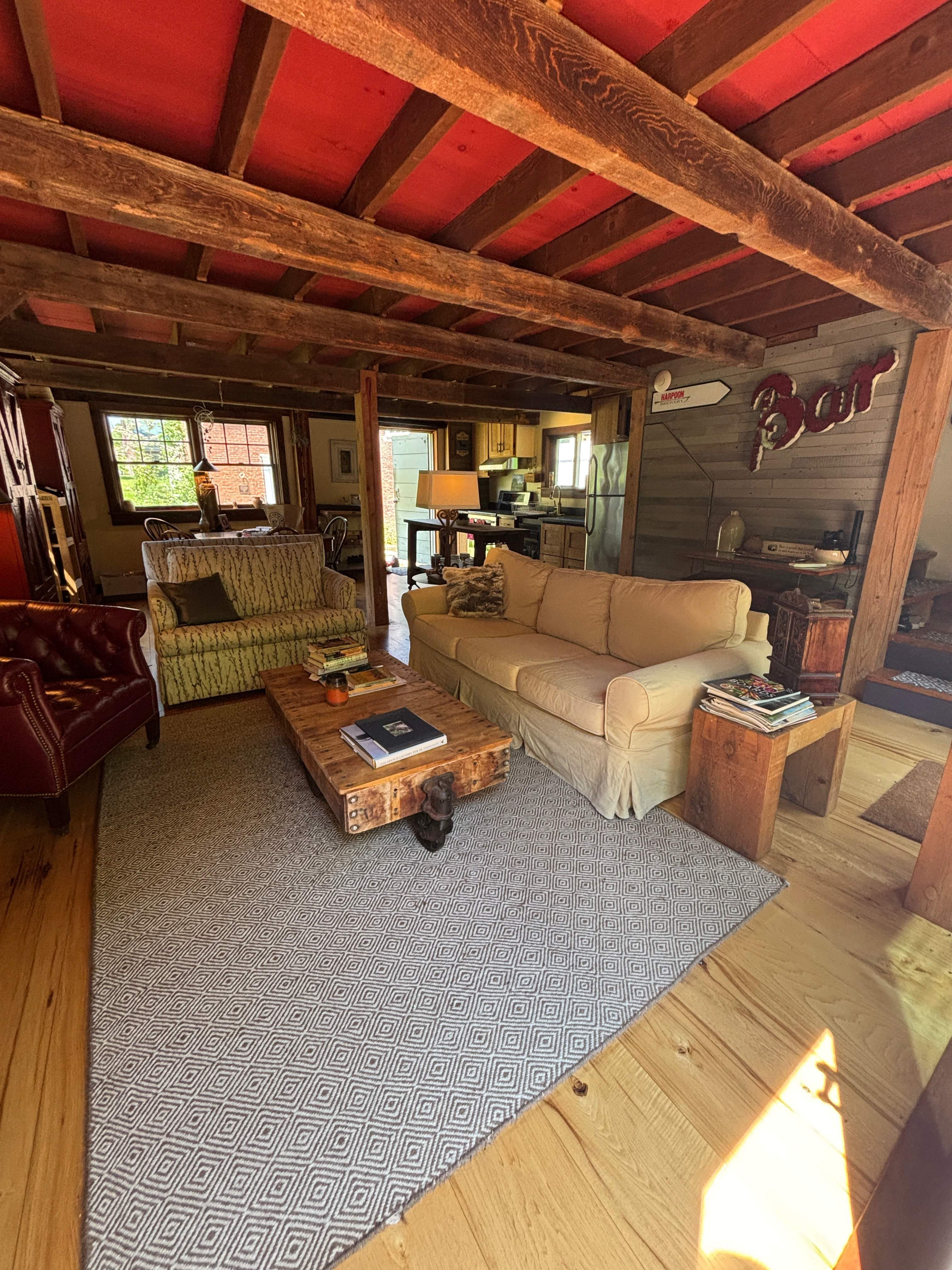 Cozy Guesthouse with private patio on a babbling brook - Photo 5