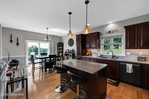 Welcome to The View at Morgan Court - a quiet, upscale neighborhood in Stillwater, NY ideally situat - Photo 4