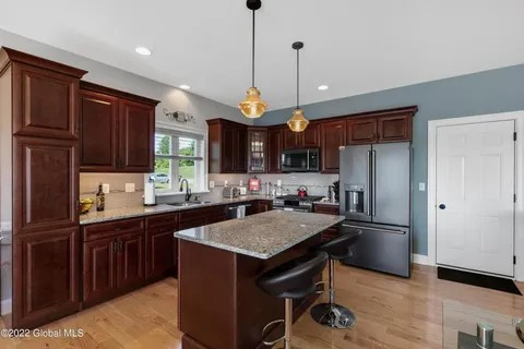 Welcome to The View at Morgan Court - a quiet, upscale neighborhood in Stillwater, NY ideally situat - Photo 8