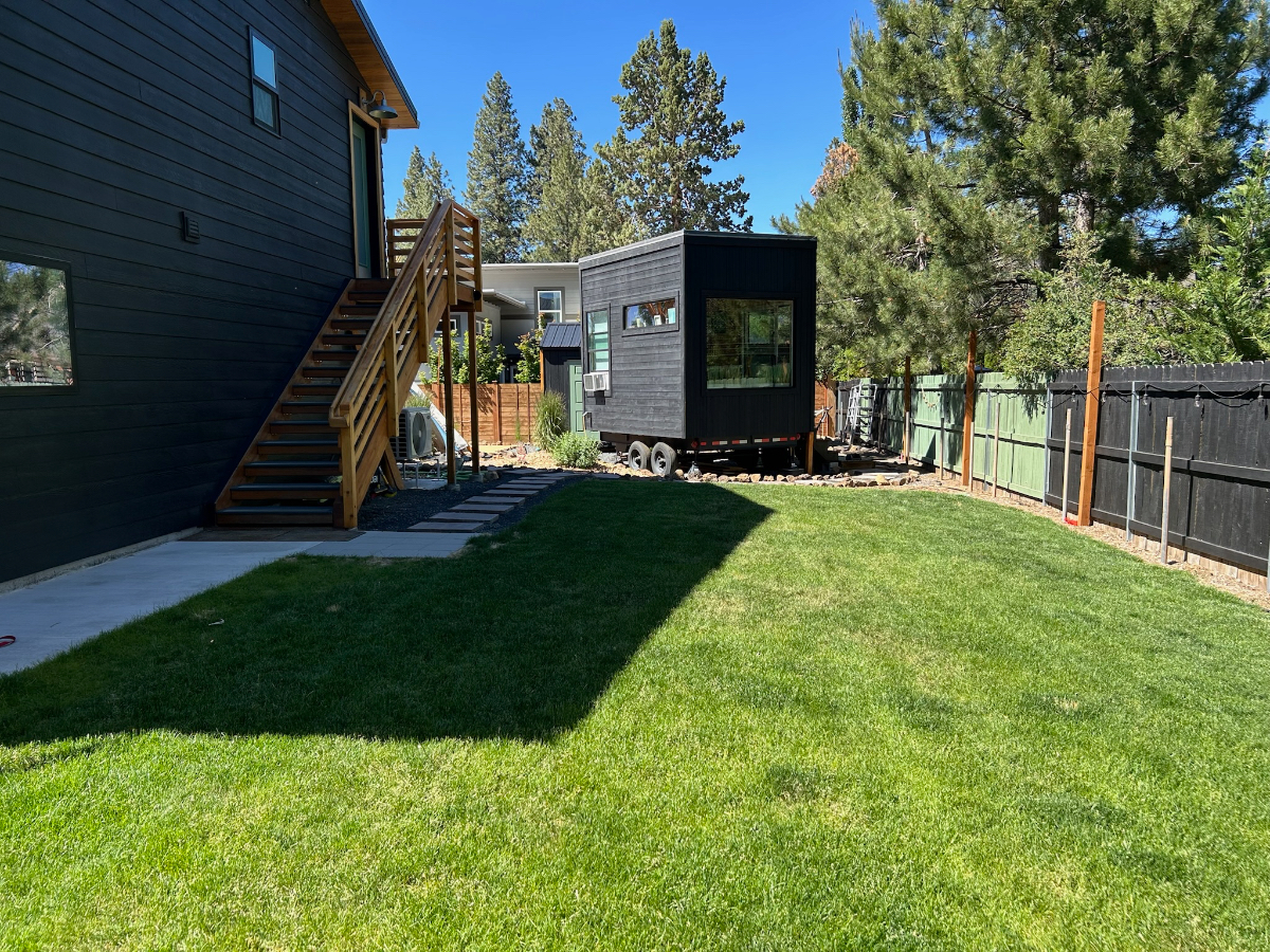Bend live - work retreat - Photo 3