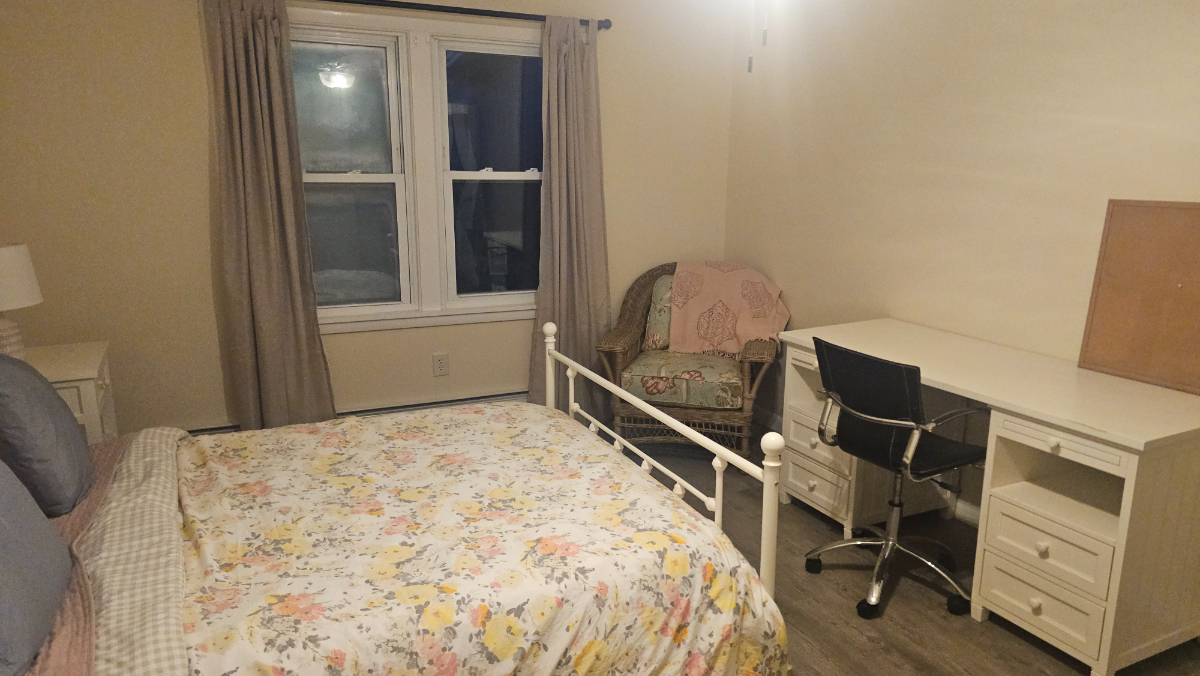 Recently renovated,cozy 3 bedroom home with beautiful views - Photo 7