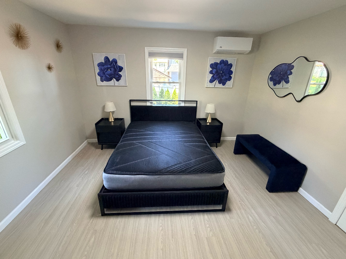 Spacious 3BR  Family-Ready  Near Hospitals & Transit - Parking Included - Photo 3