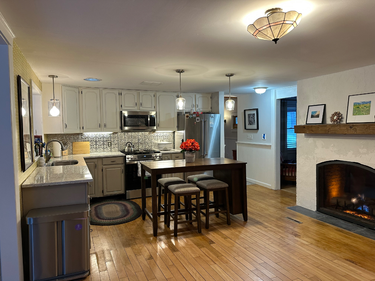 Your Home Away From Home - Photo 5
