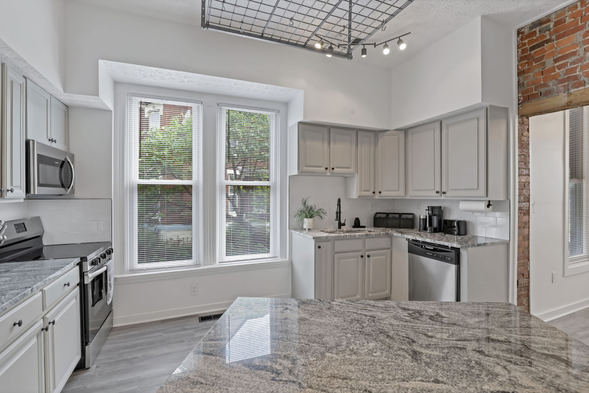 The Towne House/Lower Flat/ Near Downtown Columbus - Photo 10