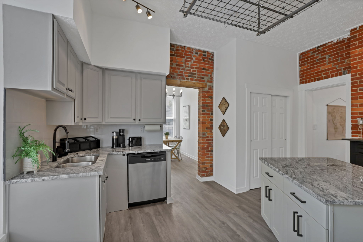 The Towne House/Lower Flat/ Near Downtown Columbus - Photo 12