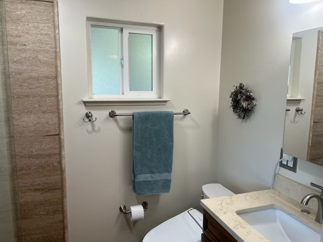 More Mesa Area, 3B/2Ba House, Available July 1st - Photo 2