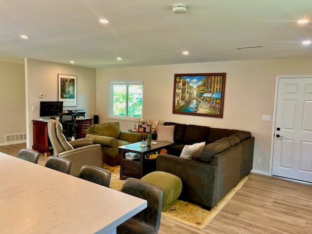 More Mesa Area, 3B/2Ba House, Available July 1st - Photo 4