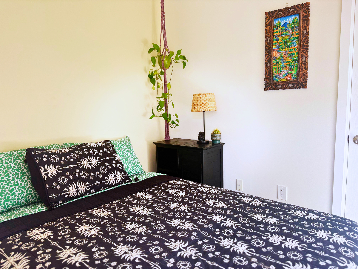 Pueo Hale (Owl House) | Beach Bungalow with Hawaiian Roots - Photo 6