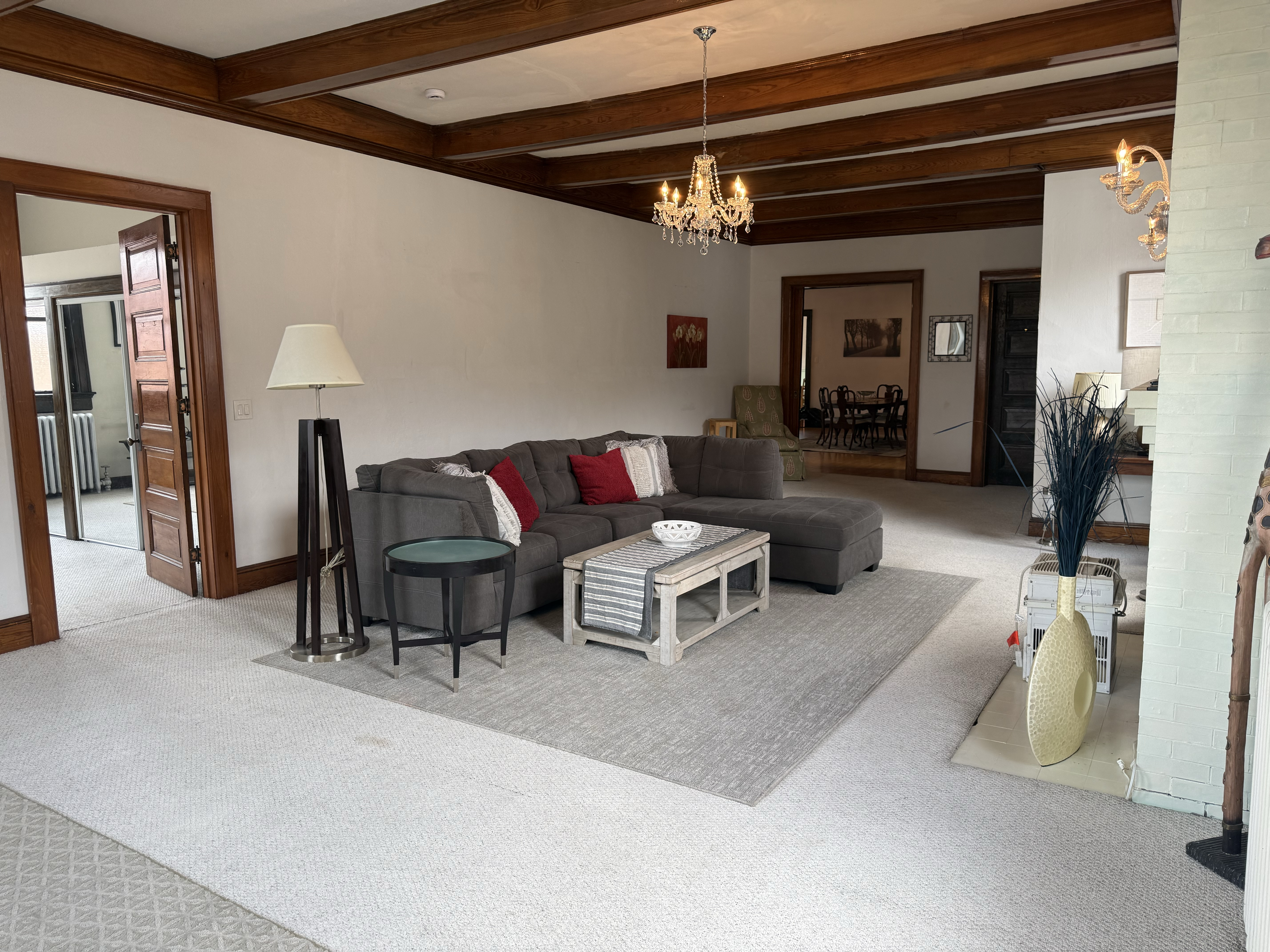 Spacious Downtown Penthouse in White River Junction - 3 Bedrooms, 2 Living Areas & Walkable Location - Photo 5