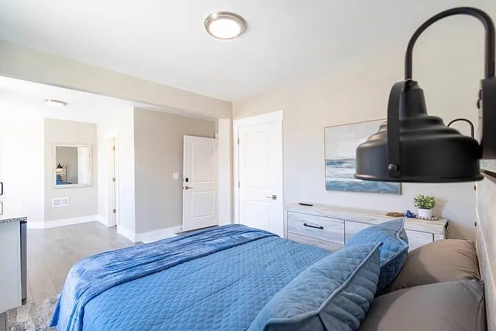 Private Suite by CLE Clinic - Room 1 - Photo 3