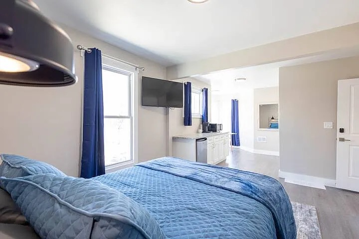 Private Suite by CLE Clinic - Room 1 - Photo 4