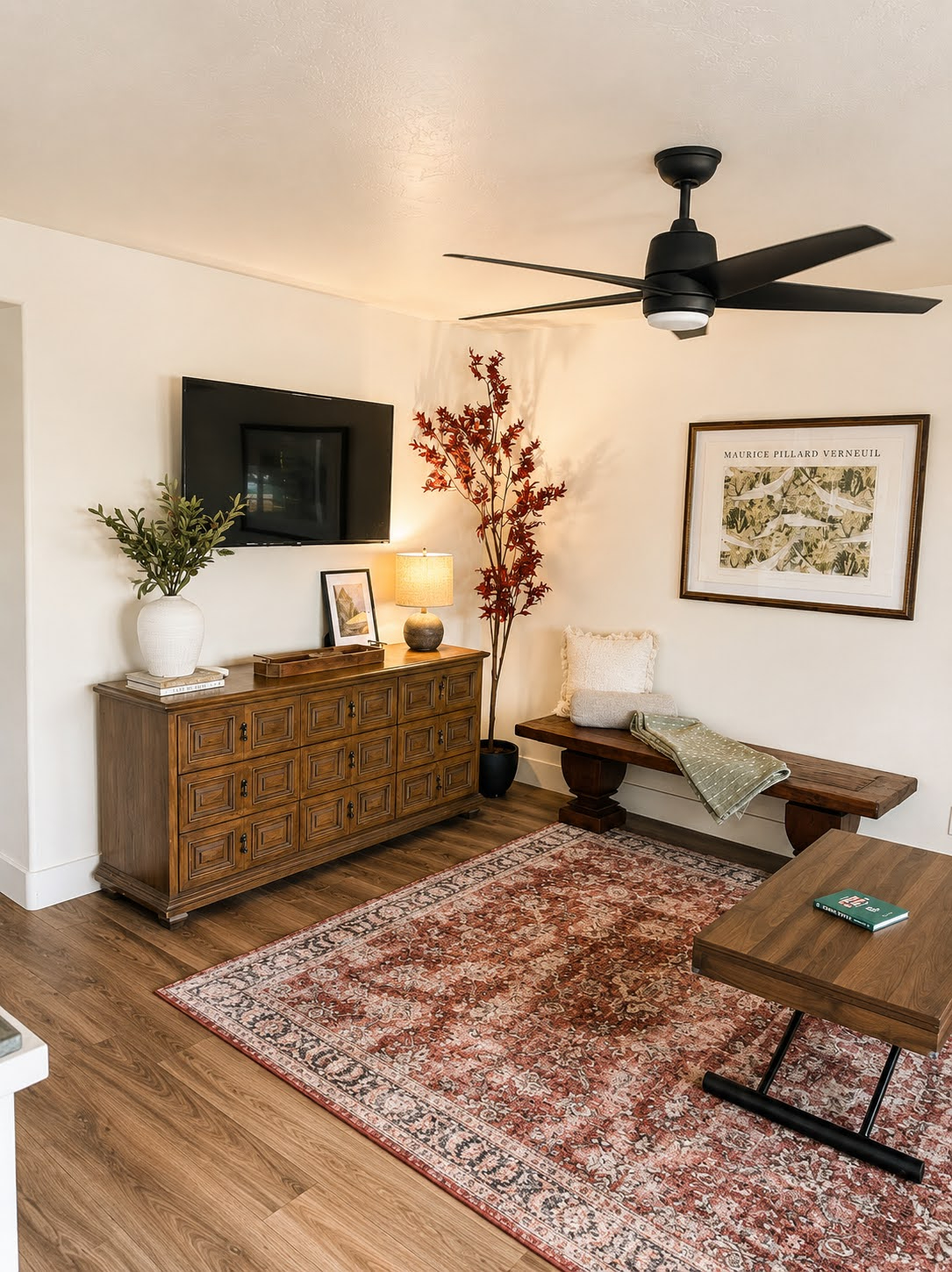 Fully Renovated 1BR/1BA ADU w/ Private Driveway and Private Entrance - Photo 2