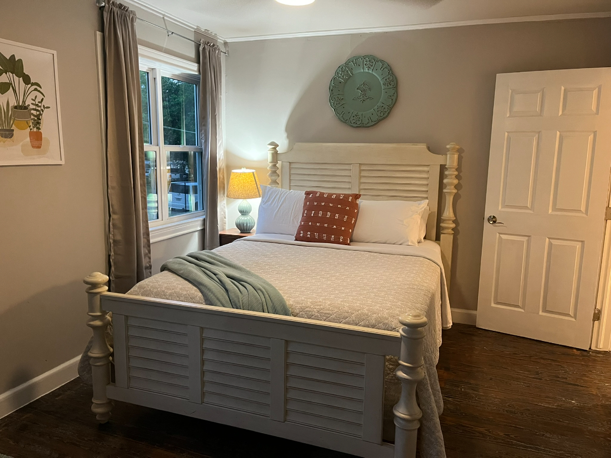 Quiet Corner Haven at Lettie - Photo 12