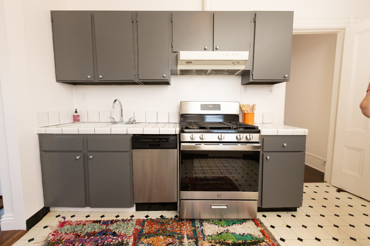 Beautiful San Francisco flat with Bay views on garden lined cul-de-sac - Photo 5