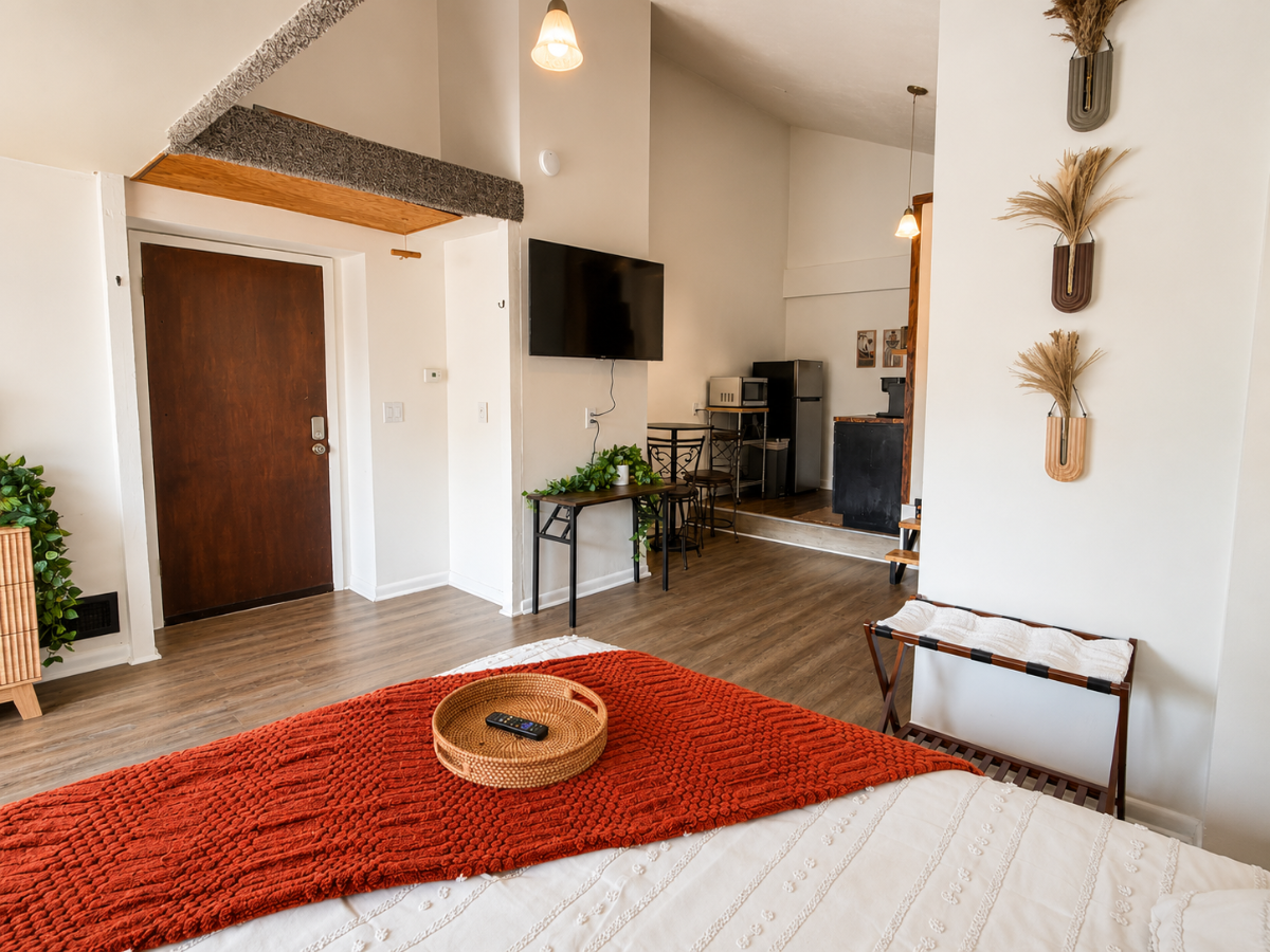 Cozy Luxury Studio - All Inclusive Near Rochester Hospitals - Photo 4