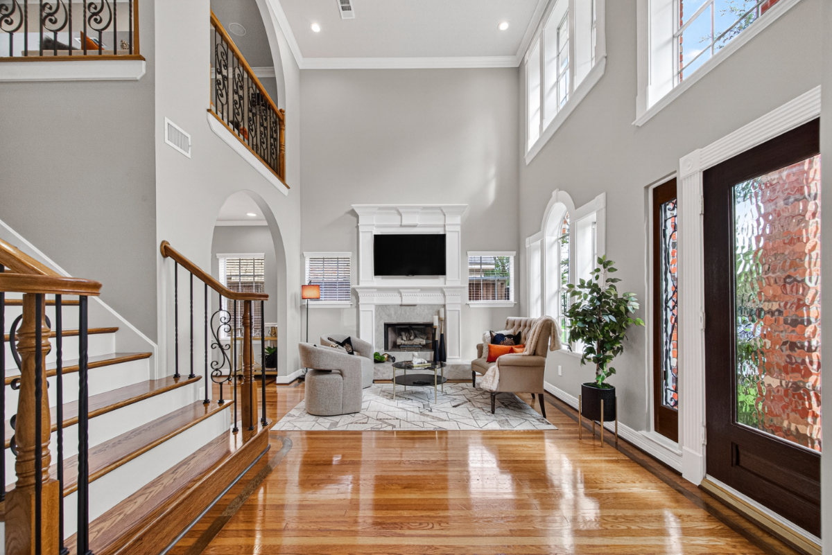 Timeless elegance meets modern luxury! - Photo 5