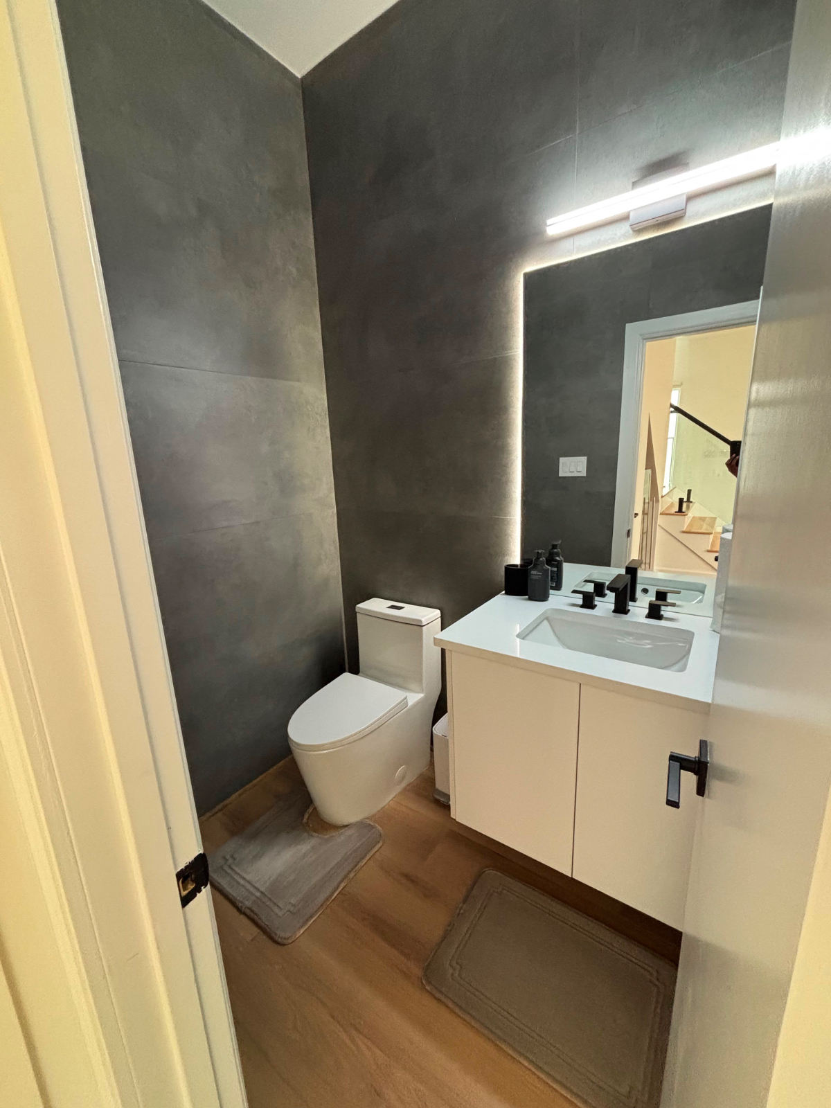 Modern Luxury Townhome - Photo 12