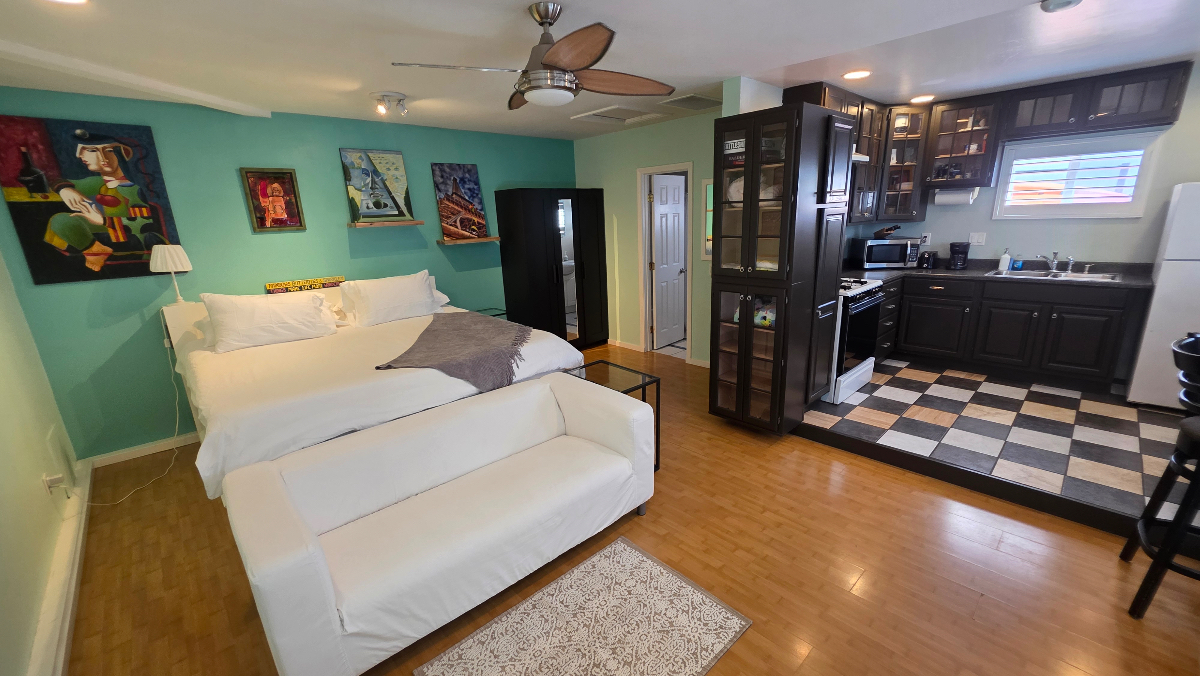 Relaxed Ocean Beach Living with Private Comforts and Endless Local Attractions - Photo 1