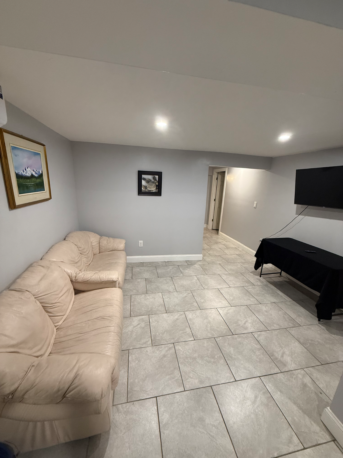 Charming Furnished Place - Photo 3