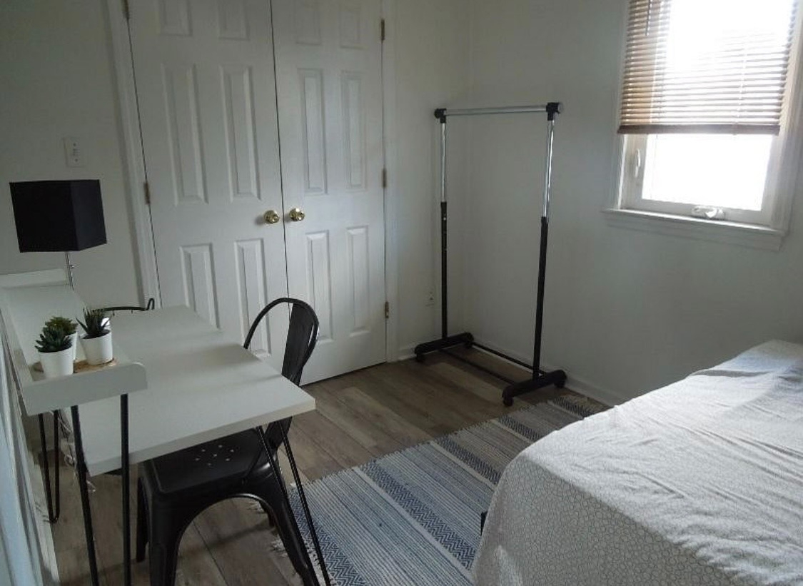 Beautiful FURNISHED studio apartment (Apt 3) - Photo 5