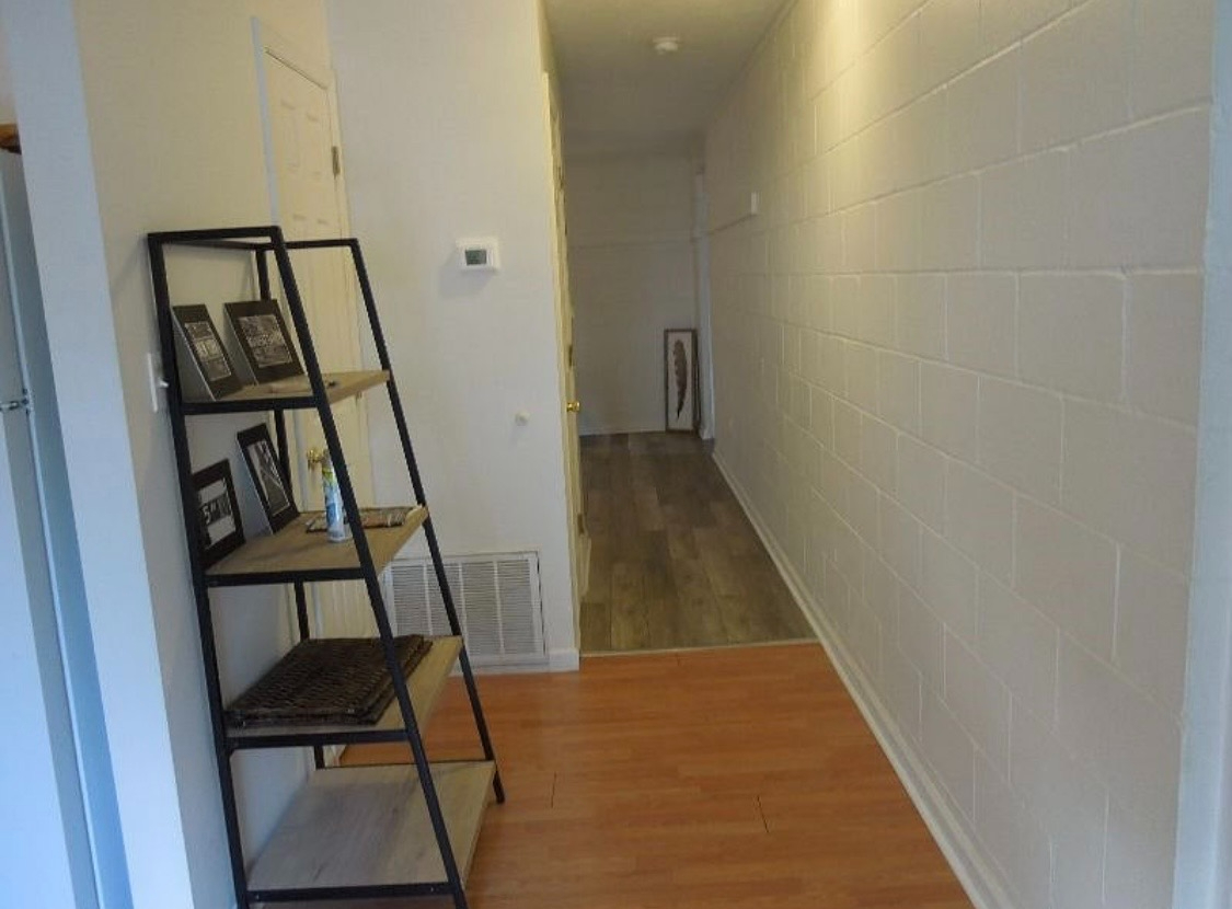 Beautiful FURNISHED studio apartment (Apt 3) - Photo 6
