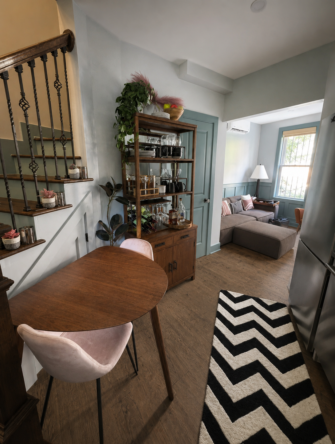 Designer-Furnished 2-Story Rowhouse / Walk to Whole Foods & U Street - Photo 4