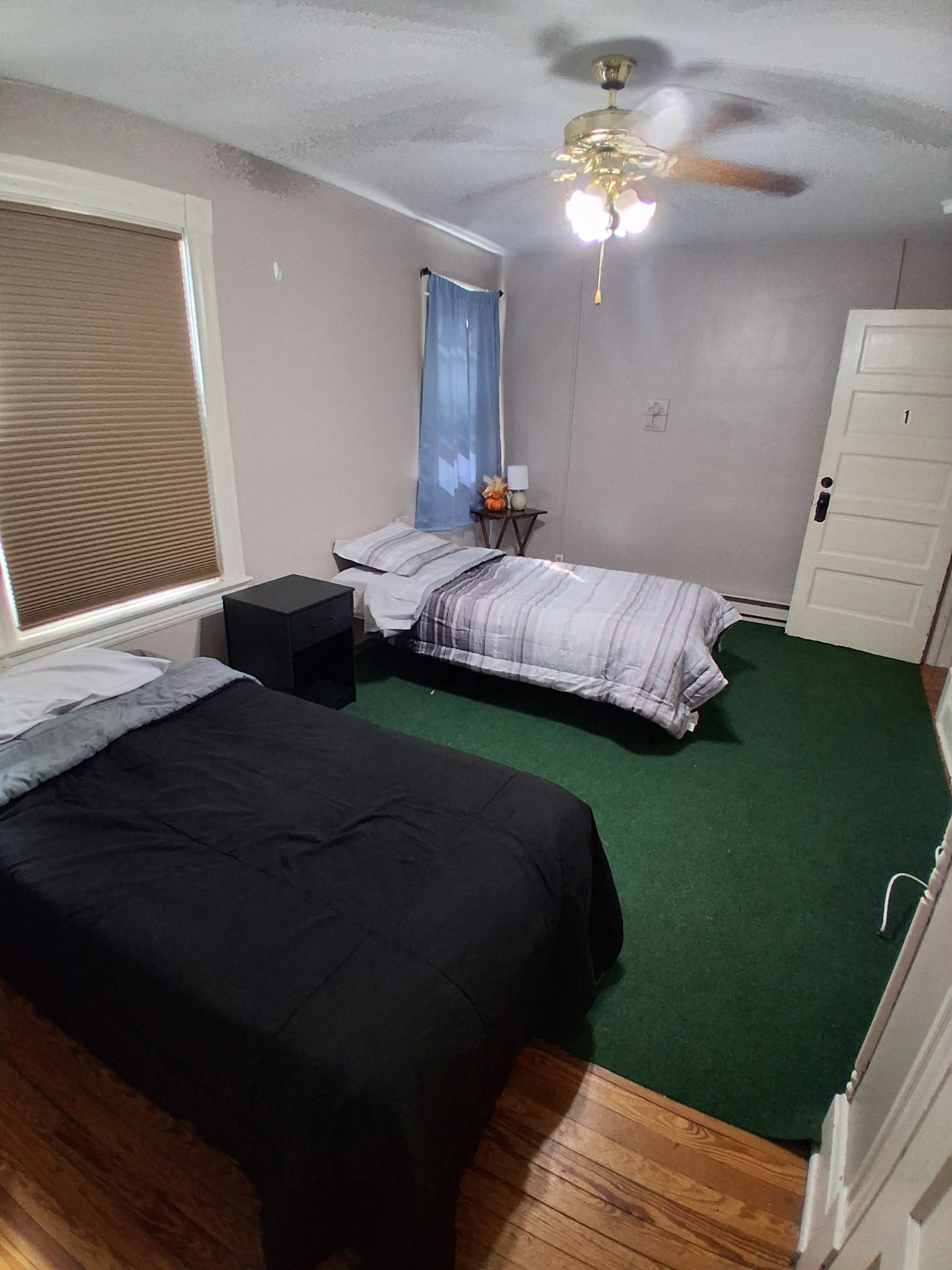 Shared and Private Room Rentals - Photo 6