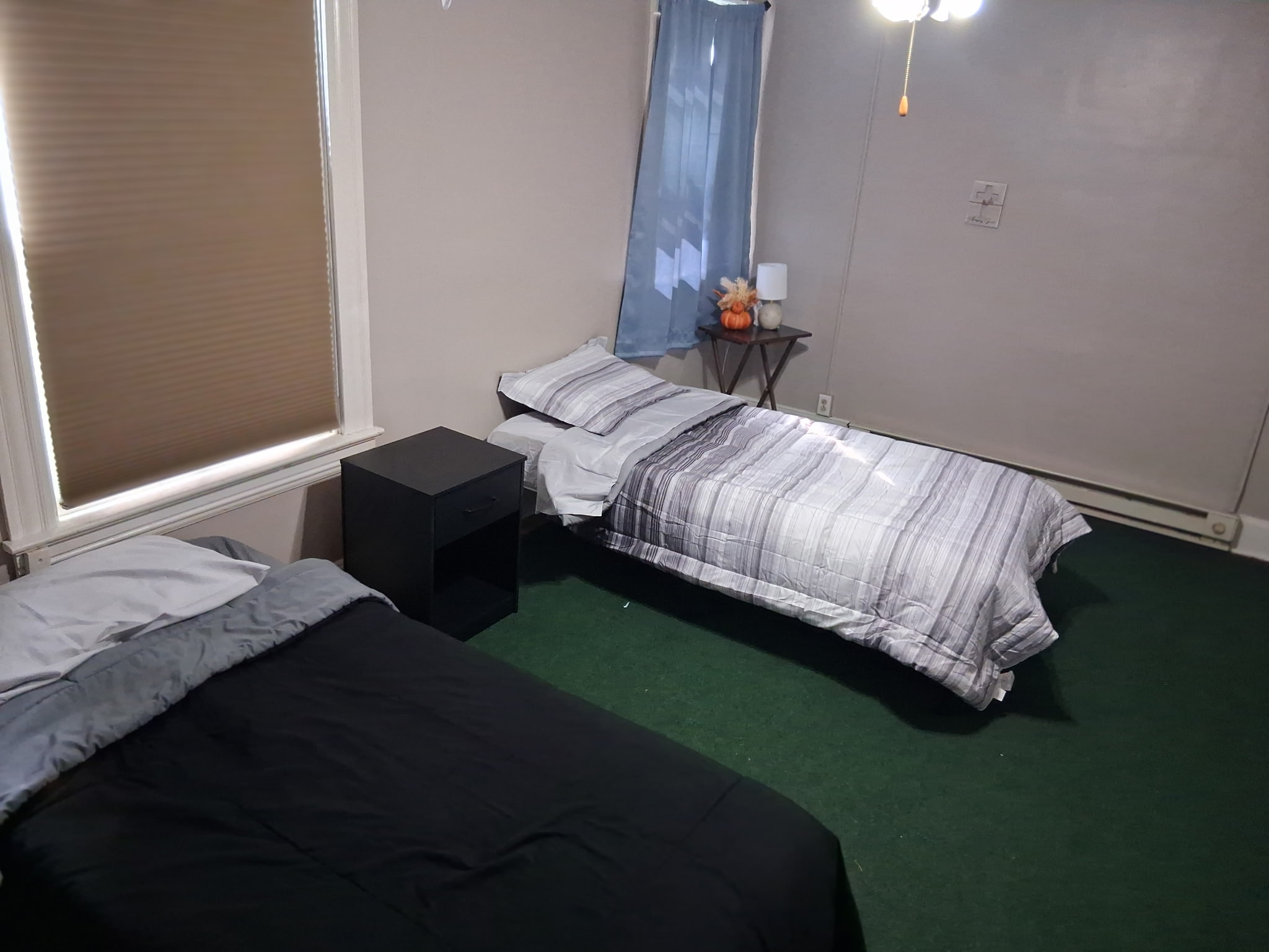 Shared and Private Room Rentals - Photo 10
