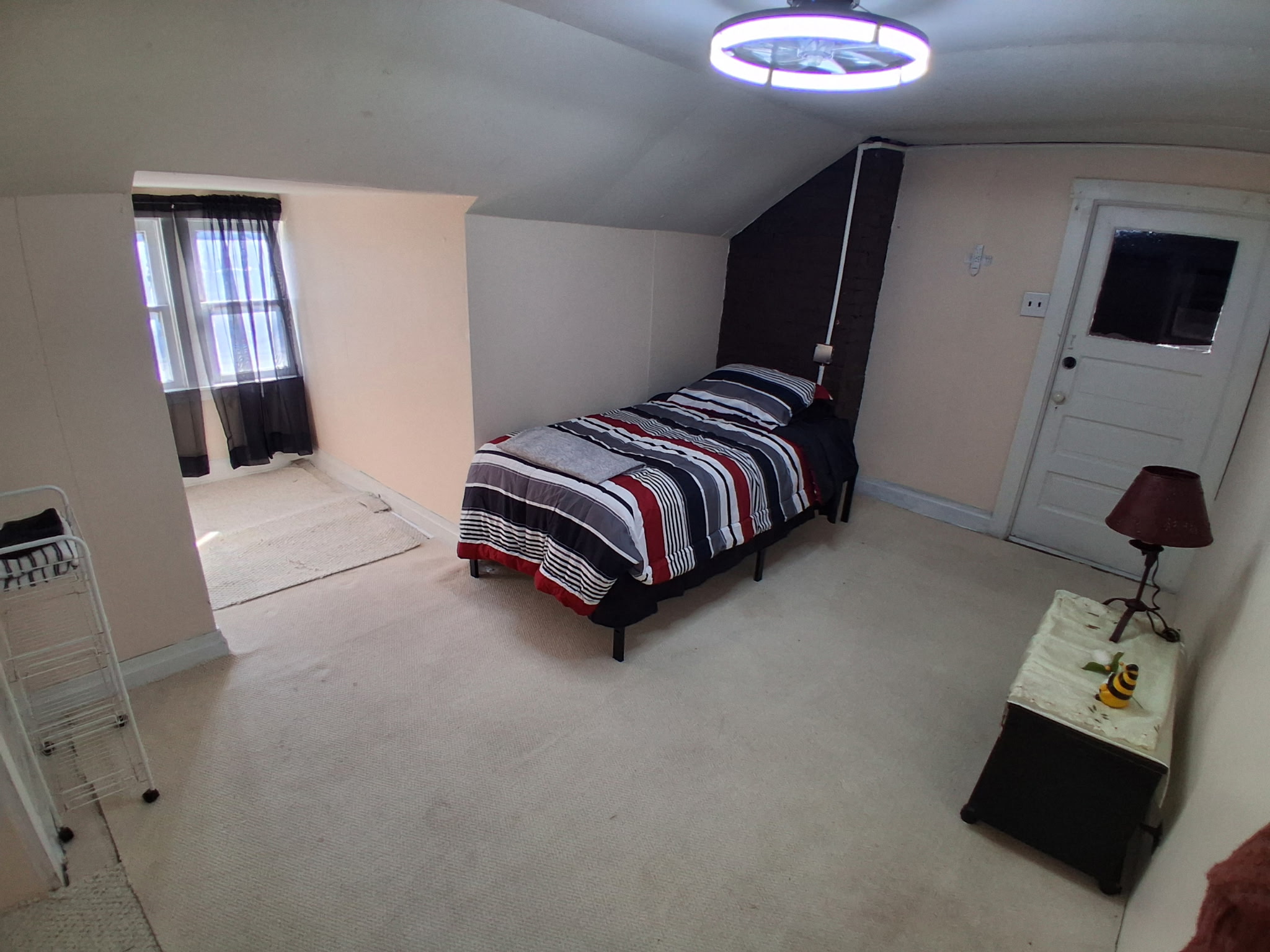 Shared and Private Room Rentals - Photo 2