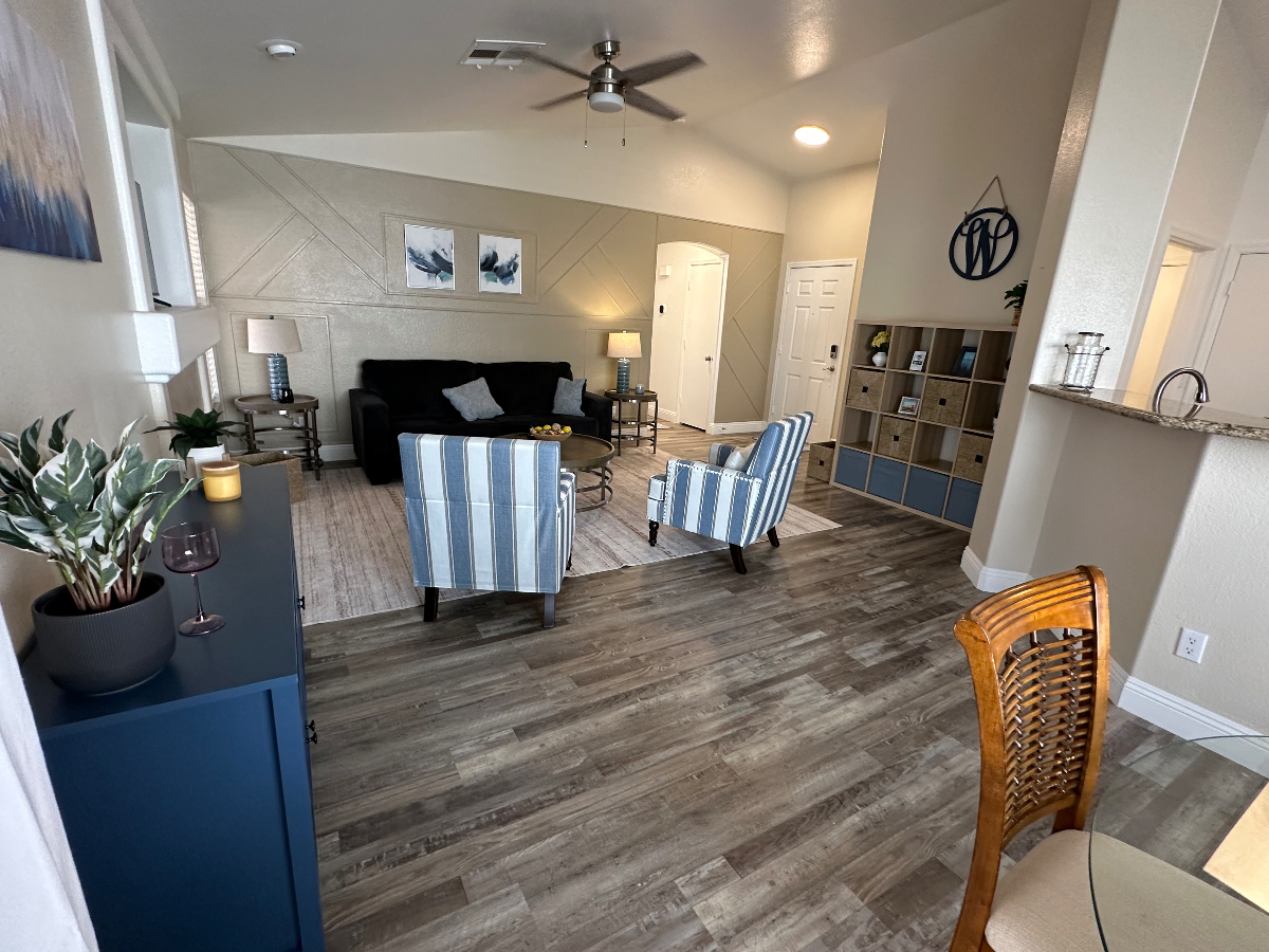 Your Las Vegas Home Base - Comfort, Convenience & Adventure - Photo 3
