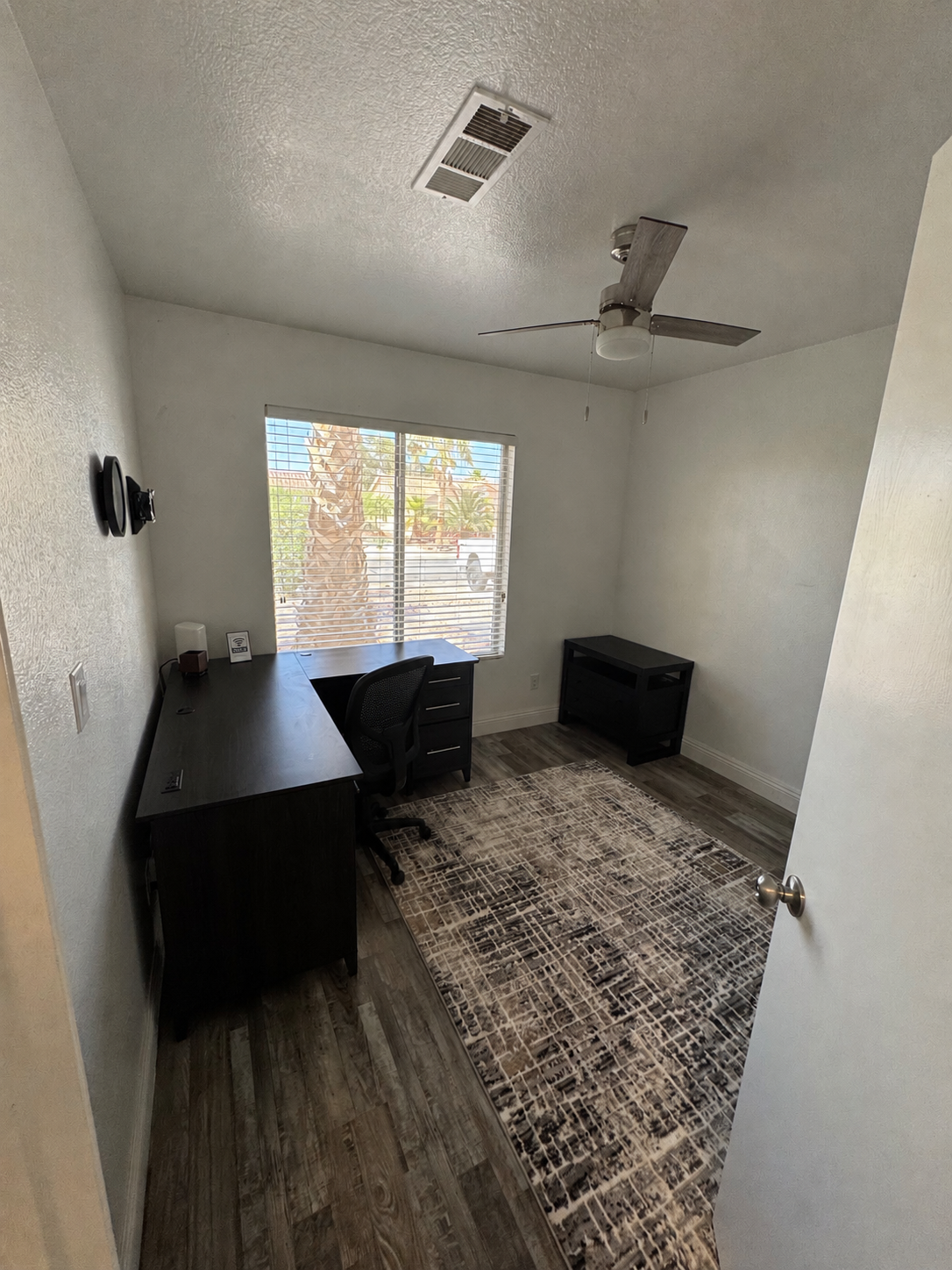 Your Las Vegas Home Base - Comfort, Convenience & Adventure - Photo 12