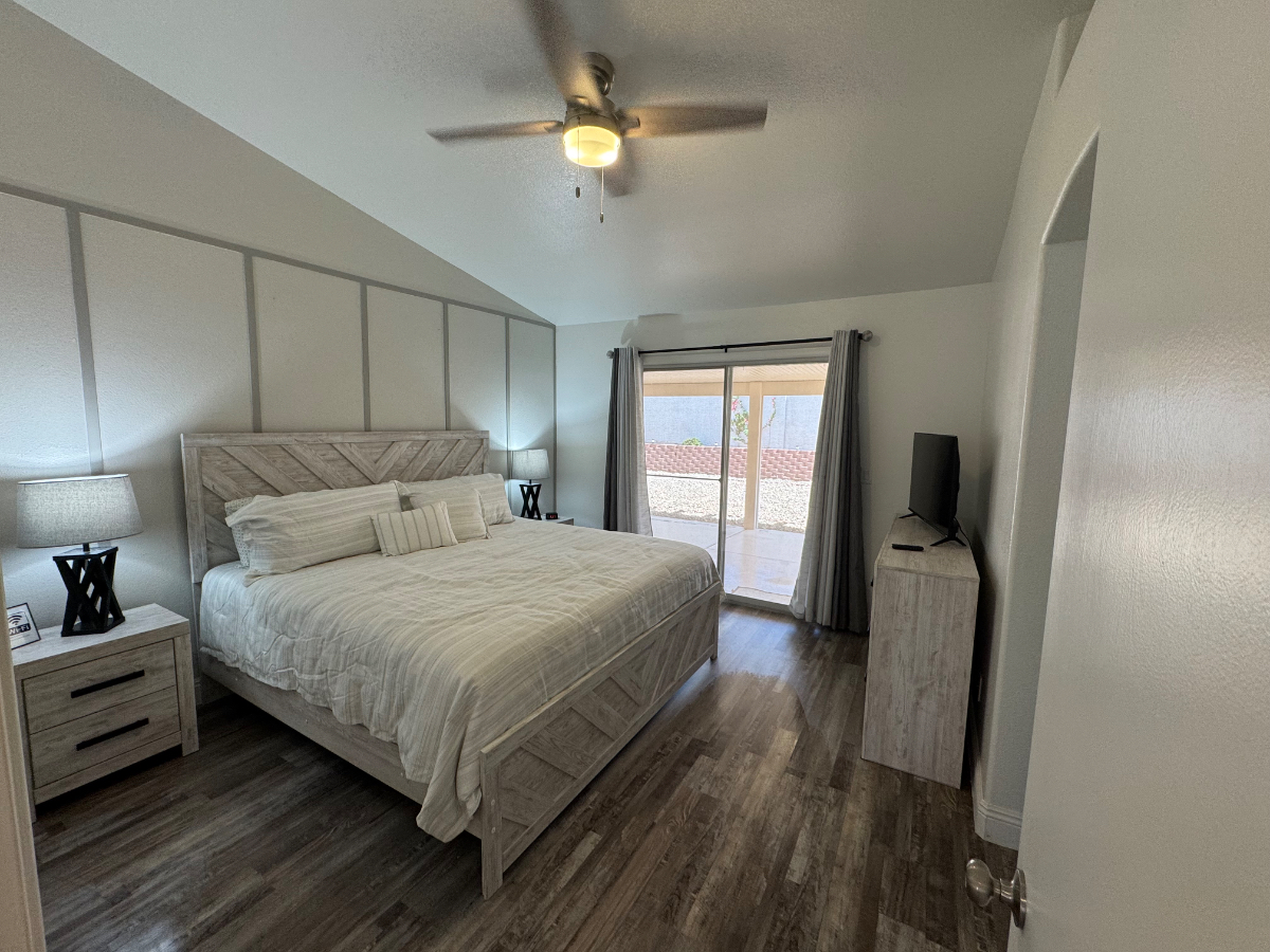 Your Las Vegas Home Base - Comfort, Convenience & Adventure - Photo 8