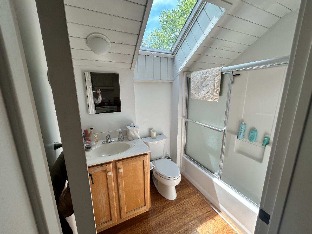 Downtown Shelburne Barn Apartment Near Burlington & UVM Medical Unit A - Photo 4