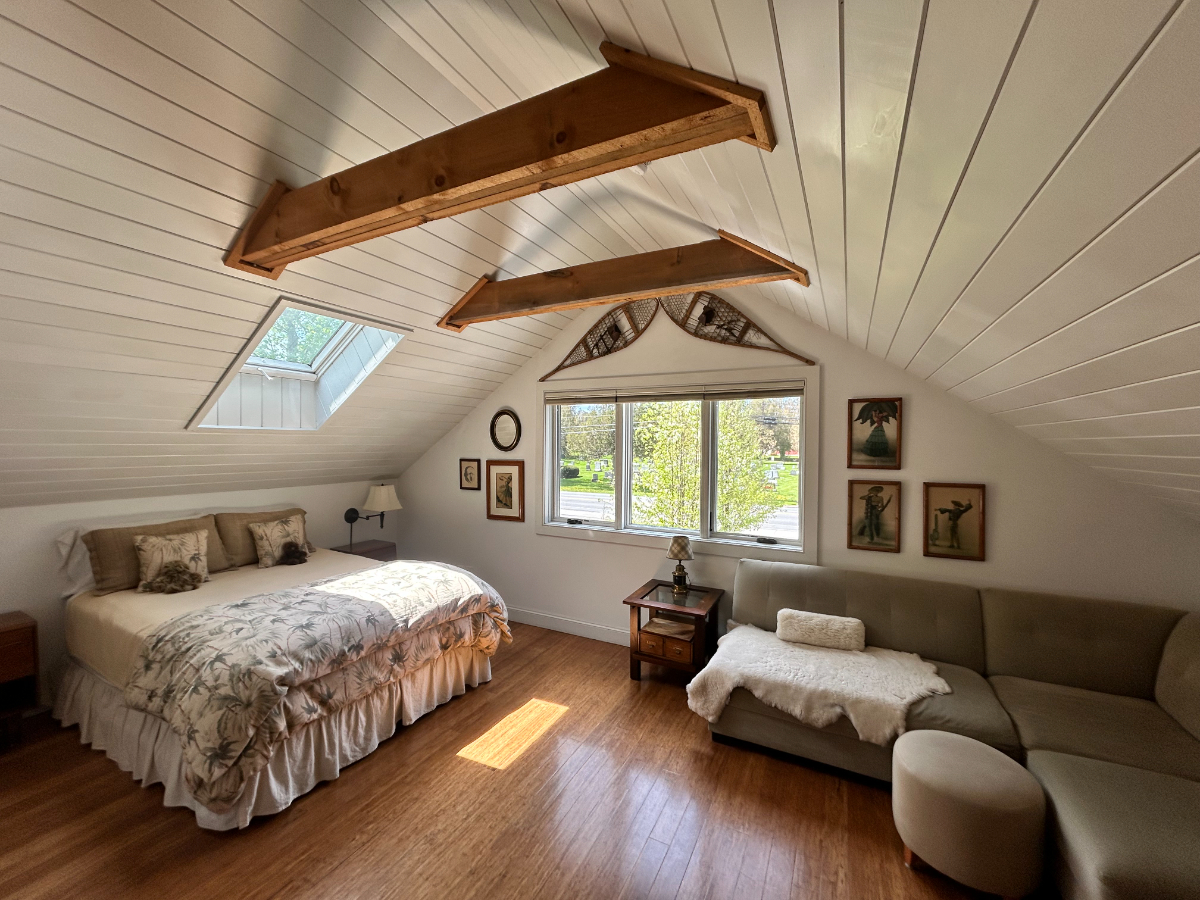 Downtown Shelburne Barn Apartment Near Burlington & UVM Medical Unit A - Photo 2