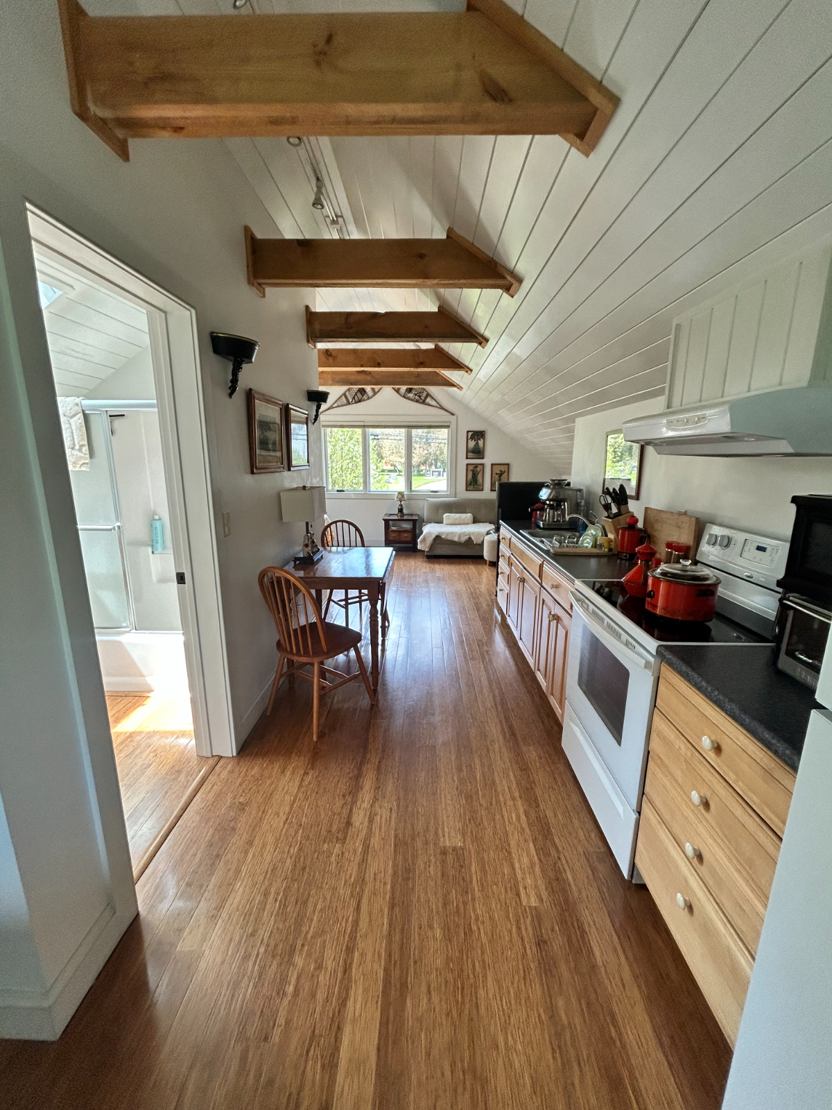 Downtown Shelburne Barn Apartment Near Burlington & UVM Medical Unit A - Photo 11