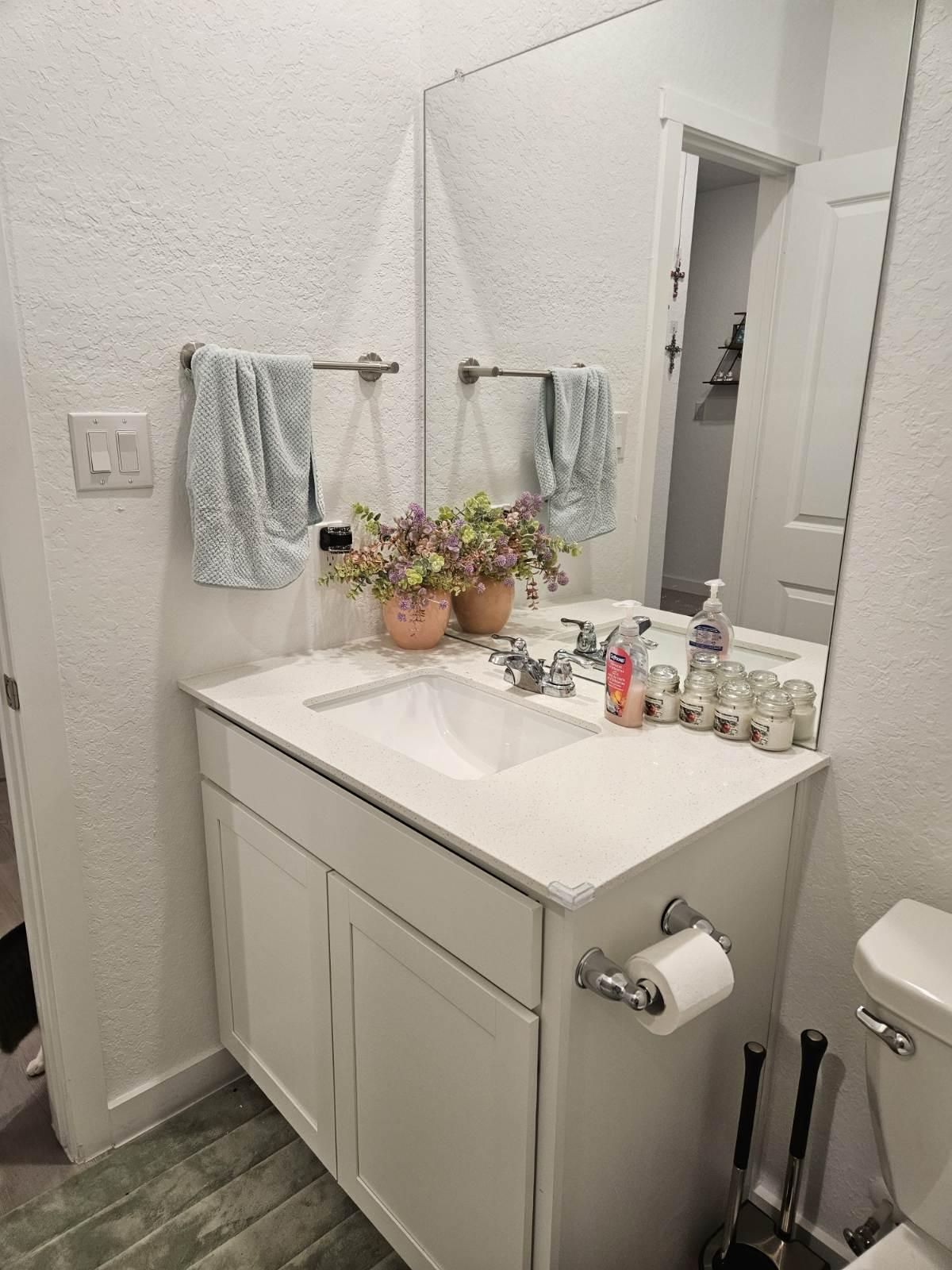 Private Room In A Brand-New Home W/ With Outdoor Oasis & Hot Tub Near Major Hospitals - Photo 5