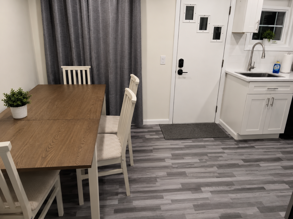Quiet Furnished Room Near Queens Hospitals & Transit - Photo 5