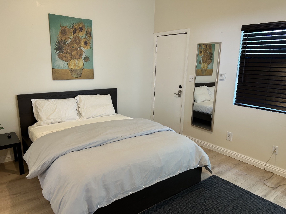 Comfy Studio By Staples, Convention Cntr, Nokia & J.W. in Downtown L.A. - Photo 2