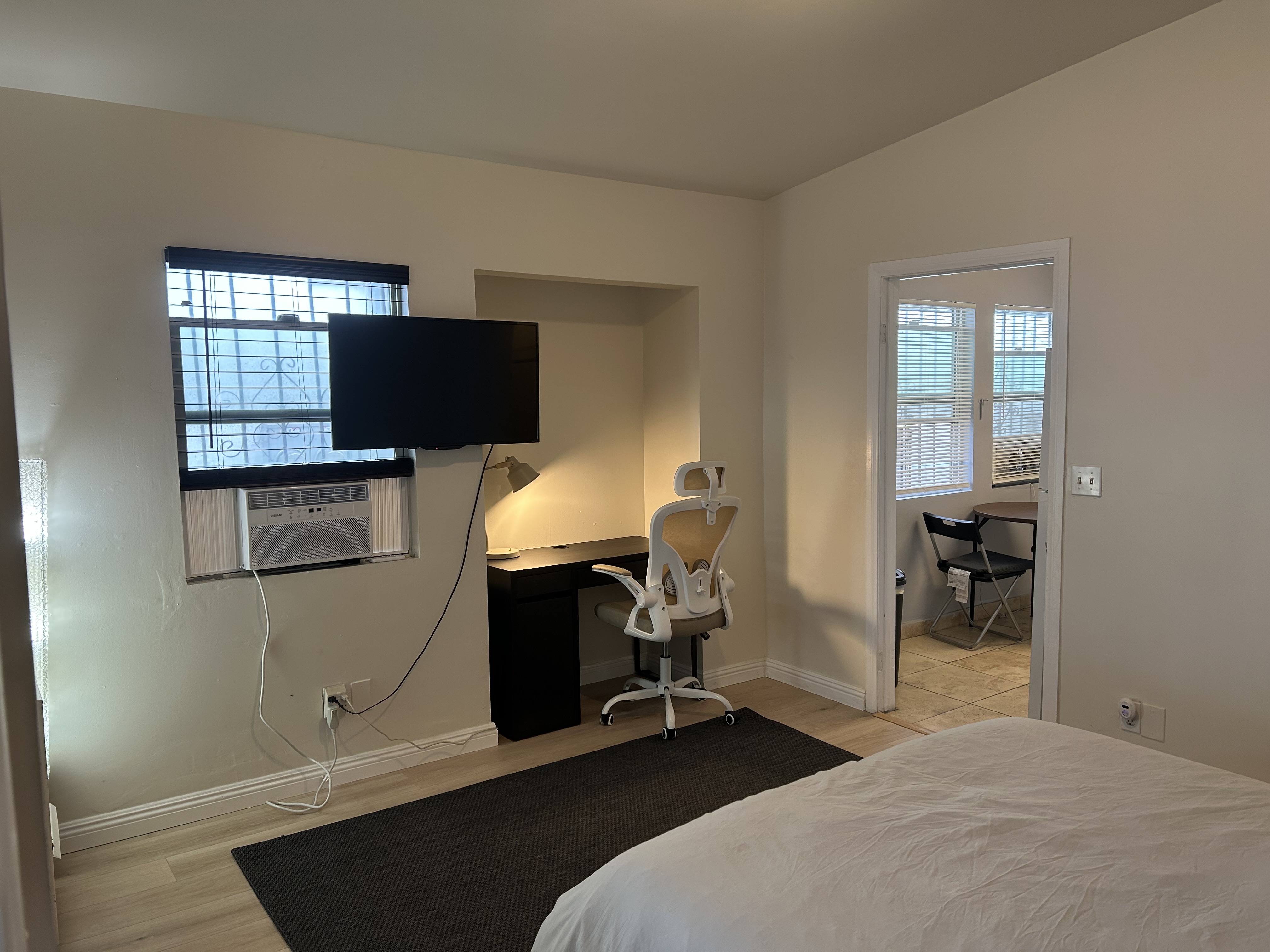 Comfy Studio By Staples, Convention Cntr, Nokia & J.W. in Downtown L.A. - Photo 5