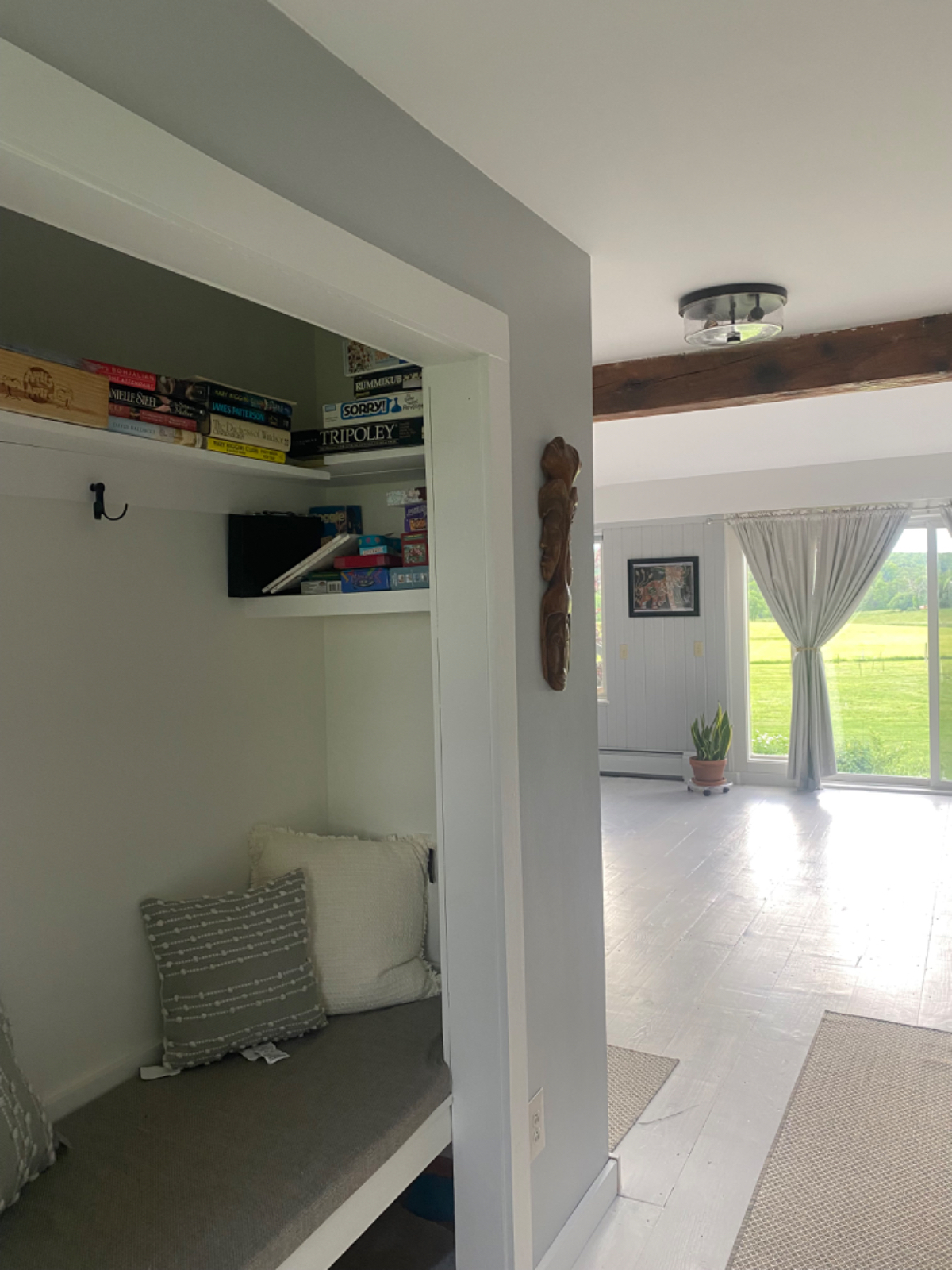 Fantastic location, amazing views, bight space with amazing views - Photo 7