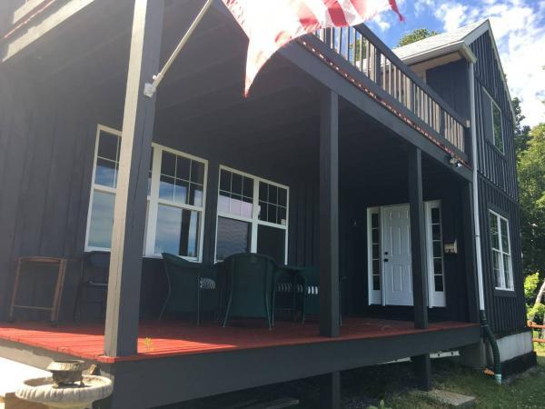 Black Bear Lodge in Corinth Vermont - Photo 2