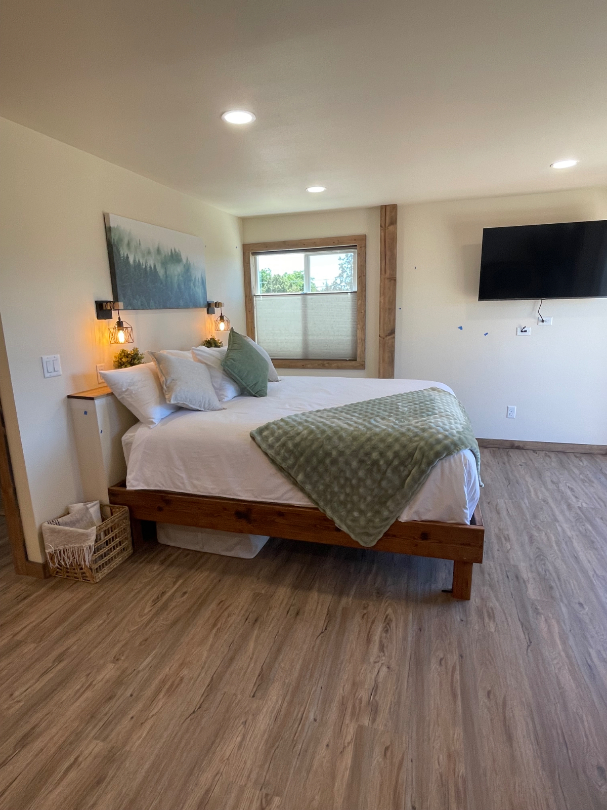 Brand New Studio with Mountain Views - Photo 6